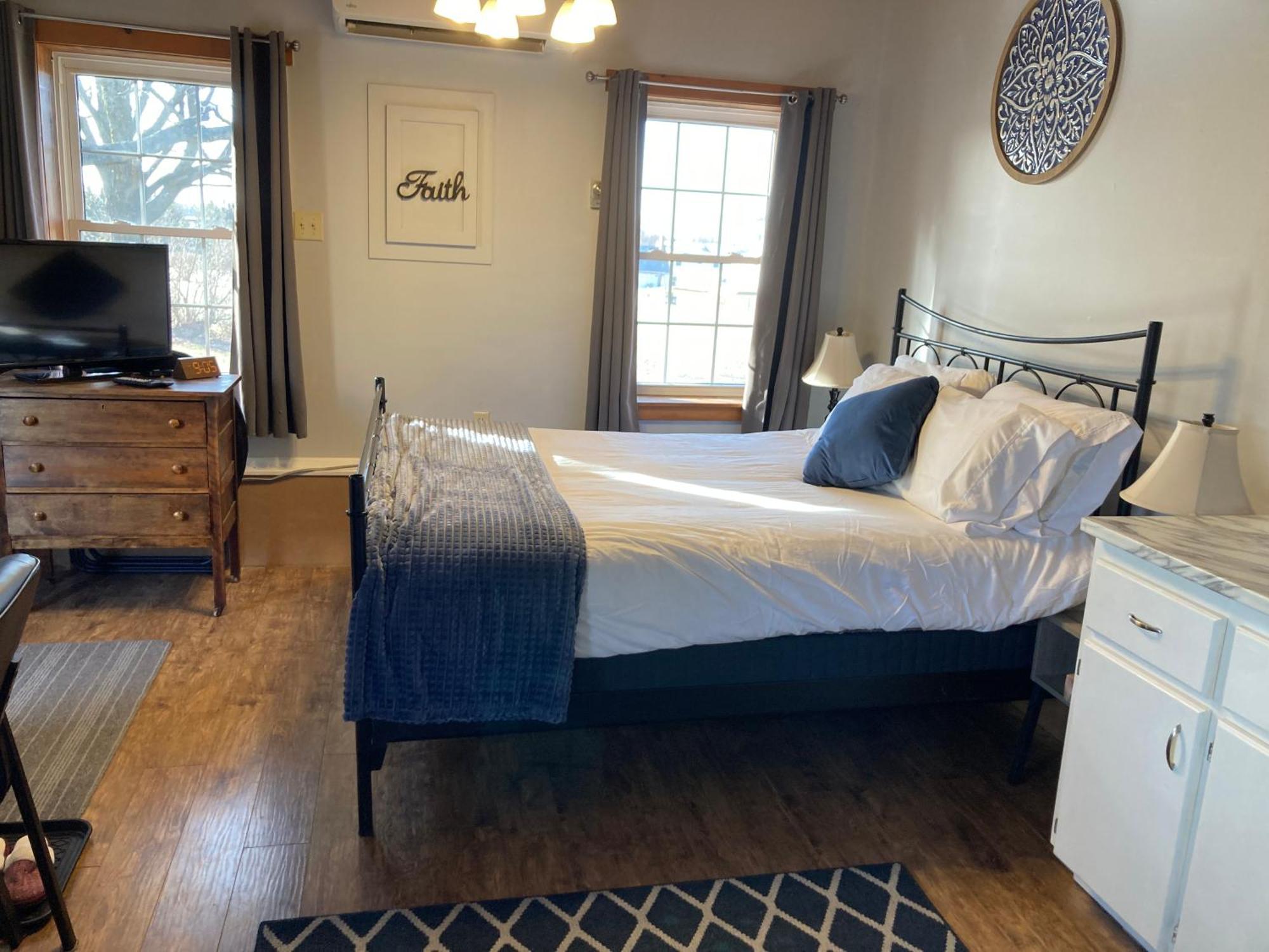 A Country Home Inn The City Charlottetown Bagian luar foto