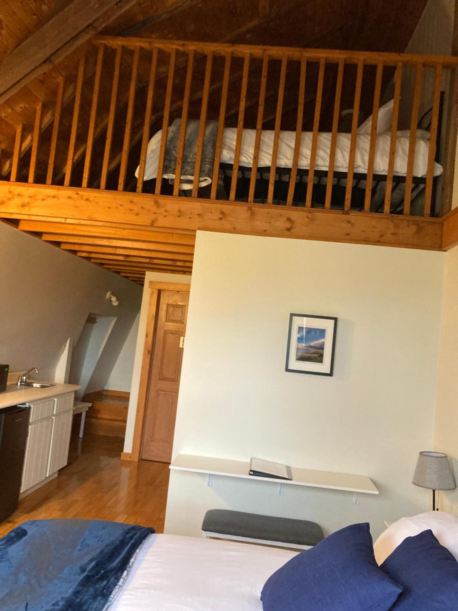 A Country Home Inn The City Charlottetown Bagian luar foto
